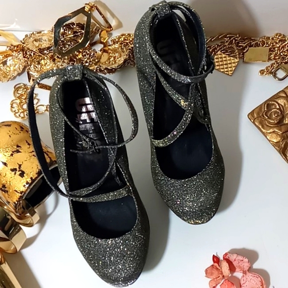 "OFFICE London" Shimmery Crisscross Strappy Round Toe Party Festive Heels - Picture 12 of 12